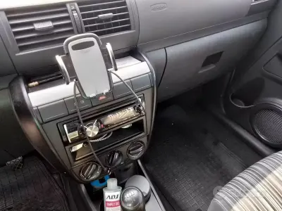 Begagnad VW Fox 54 HK (39 kW) 2008 Halvkombi