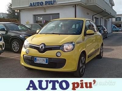 Usata Renault Twingo SE 71 CV (52 kW) 2014 Giallo Utilitaria