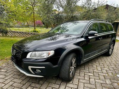 Usata Volvo XC70 Summum 181 CV (133 kW) 2016 Nero Station wagon