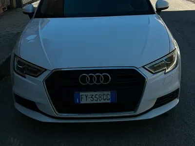 Usata Audi A3 116 CV (85 kW) 2019 Bianco Berlina