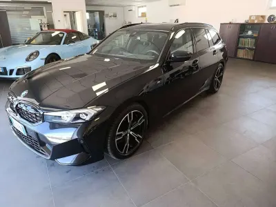 Usata BMW 318 M Sport 156 CV (114 kW) 2024 Nero Station wagon