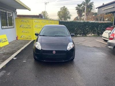 Usata Fiat Punto Easy 69 CV (50 kW) 2013 Nero Utilitaria