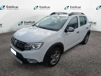 Brugt Dacia Sandero Stepway 90 HK (66 kW) 2017 Hvid Sedan