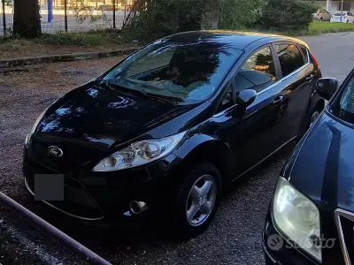Usata Ford Fiesta 97 CV (71 kW) 2009 Berlina