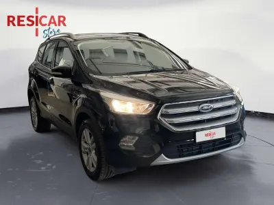 Usata Ford Kuga 120 CV (88 kW) 2018 Black metallic SUV