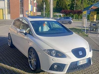 Occasion Seat Leon CUPRA 241 ch (177 kW) 2009 Citadine