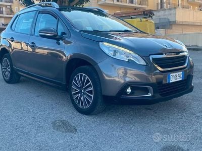 Usata Peugeot 2008 Active 68 CV (50 kW) 2014 Grigio SUV