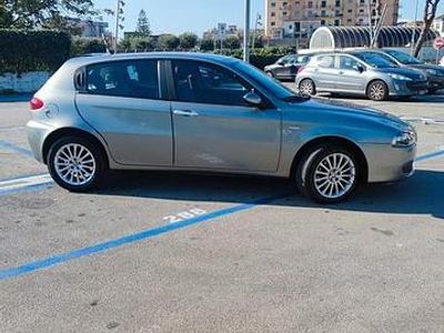 Occasion Alfa Romeo 147 116 PK (85 kW) 2005 Grijs Hatchback