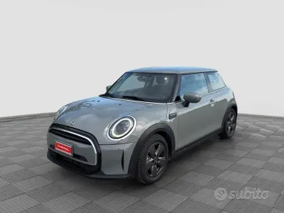 Usata Mini ONE 75 CV (55 kW) 2022 Grigio Utilitaria