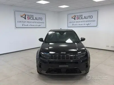 Nuova Jeep Avenger Longitude 101 CV (74 kW) 2026 Nero SUV