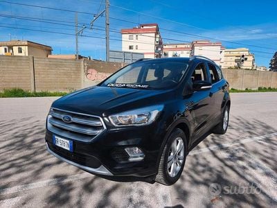 Usata Ford Kuga Titanium 120 CV (88 kW) 2018 Nero SUV