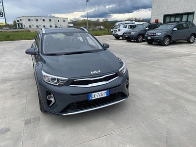 Usata Kia Stonic Urban 81 CV (59 kW) 2023 Grigio SUV
