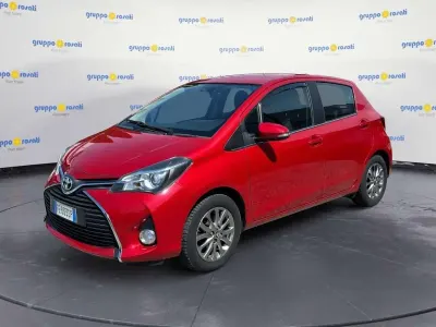 Occasion Toyota Yaris Multidrive S 99 ch (72 kW) 2016 Rouge Citadine
