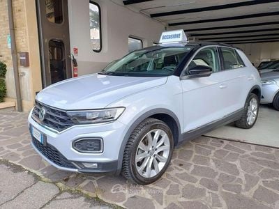 Usata VW T-Roc Advance 150 CV (110 kW) 2019 Bianco SUV