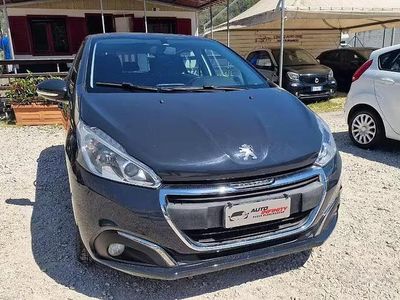 Usata Peugeot 208 Allure 92 CV (67 kW) 2016 Grigio Utilitaria