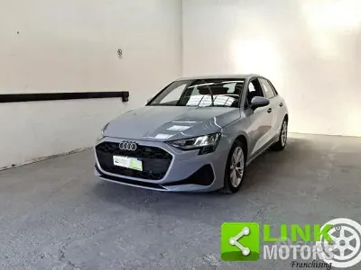 Usata Audi A3 Advanced 116 CV (85 kW) 2025 Grigio Berlina