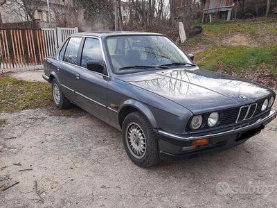 Usata BMW 320 125 CV (91 kW) 1984 Grigio Berlina