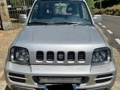 Usata Suzuki Jimny 86 CV (63 kW) 2008 Grigio SUV