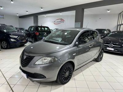 usata Lancia Ypsilon 1.3 MJT 16V 95 CV 5 porte S&S Ele