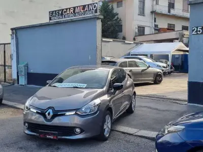Usata Renault Clio IV 90 CV (66 kW) 2013 Bronzo Berlina