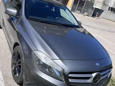 Usata Mercedes A180 Premium 109 CV (80 kW) 2013 Berlina