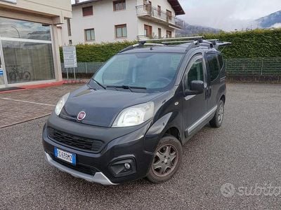 Usata Fiat Qubo Trekking 95 CV (69 kW) 2016 Nero Monovolume