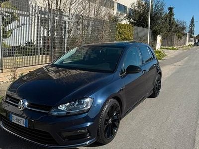 Usata VW Golf VII 115 CV (84 kW) 2016 Blu Utilitaria