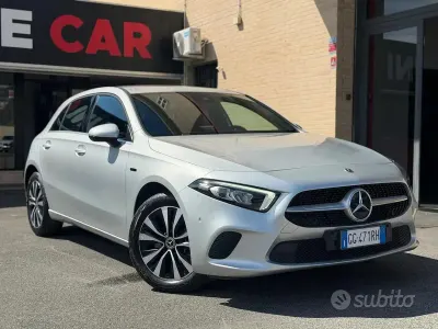 Usata Mercedes A250 Business 160 CV (117 kW) 2021 Grigio Berlina