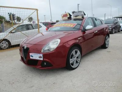 Usata Alfa Romeo Giulietta Distinctive 140 CV (102 kW) 2011 Grigio Utilitaria