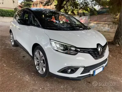 Usata Renault Scénic IV Intens 110 CV (80 kW) 2018 Bianco Monovolume