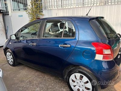 Brugt Toyota Yaris 69 HK (50 kW) 2010 Blå Hatchback