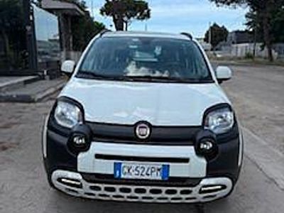 Usata Fiat Panda Cross Cross 69 CV (50 kW) 2022 Bianco Utilitaria