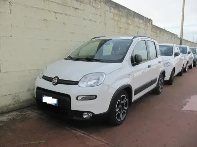 Usata Fiat Panda Sport 69 CV (50 kW) 2021 Bianco Utilitaria