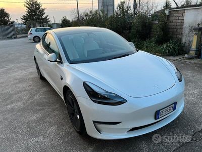 usata Tesla Model 3 long range 2021