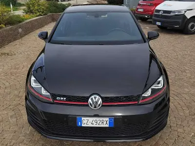 Usata VW Golf VII GTI 220 CV (161 kW) 2016 Nero Berlina