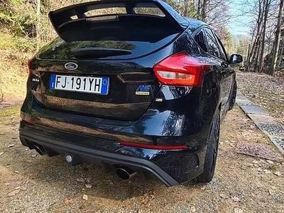 Begagnad Ford Focus RS 450 HK (330 kW) 2017 Svart Sedan