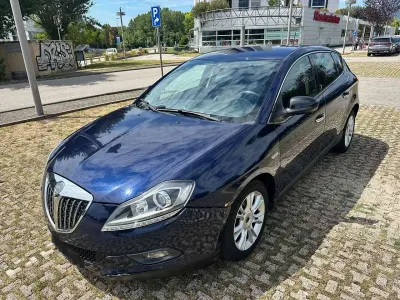 Usata Lancia Delta 120 CV (88 kW) 2009 Blu/azzurro Utilitaria