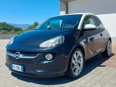 Usata Opel Adam 87 CV (63 kW) 2014 Nero Utilitaria
