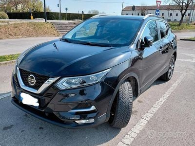 Usata Nissan Qashqai N-Connecta 115 CV (84 kW) 2018 Nero SUV