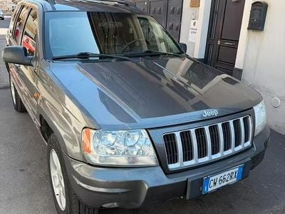Usata Jeep Grand Cherokee 163 CV (119 kW) 2005 Grigio SUV