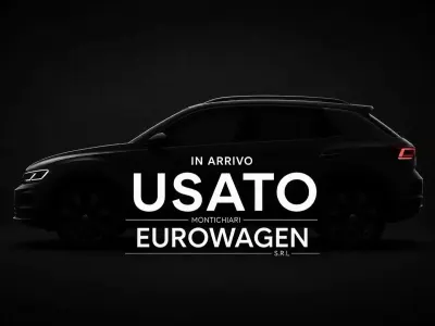 Usata VW T-Roc R-line 150 CV (110 kW) 2023 Argento SUV