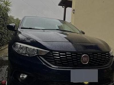 Occasion Fiat Tipo 120 ch (88 kW) 2017 Bleue Berline