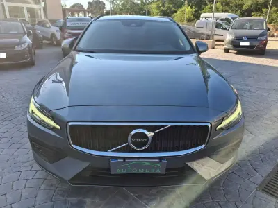 Usata Volvo V60 Business Edition 150 CV (110 kW) 2019 Grigio Station wagon