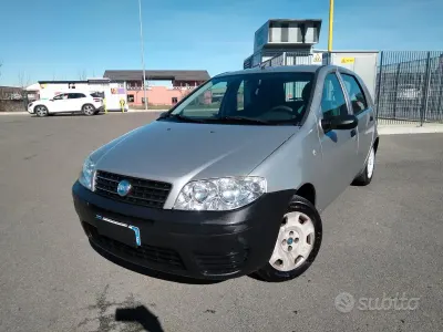 Gebraucht Fiat Punto Active 60 PS (44 kW) 2006 Grau Kleinwagen