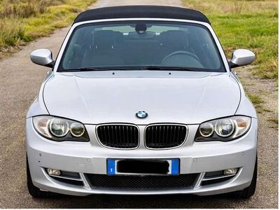 Usata BMW 118 Cabriolet 143 CV (105 kW) 2009 Argento Cabrio