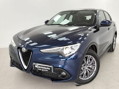 Usata Alfa Romeo Stelvio Executive 210 CV (154 kW) 2018 Blu SUV