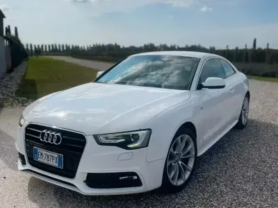 Usata Audi A5 S-Line 170 CV (125 kW) 2012 Bianco Coupé