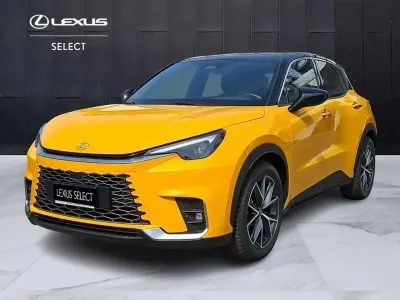 Usata Lexus LBX 136 CV (100 kW) 2024 Giallo SUV
