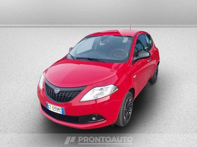 Usata Lancia Ypsilon S 70 CV (51 kW) 2024 Rosso Utilitaria