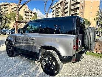 Usata Land Rover Defender Dynamic 200 CV (147 kW) 2021 Grigio SUV